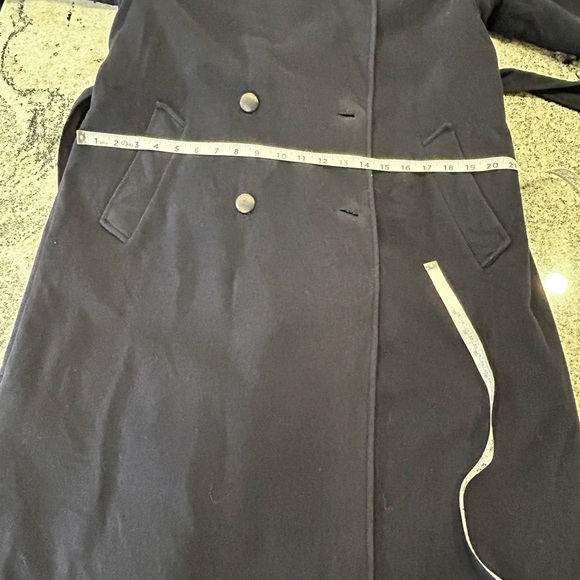 Elegant Navy Blue Belted Coat wool and cashmere, made in Canada - Picture 8 of 14